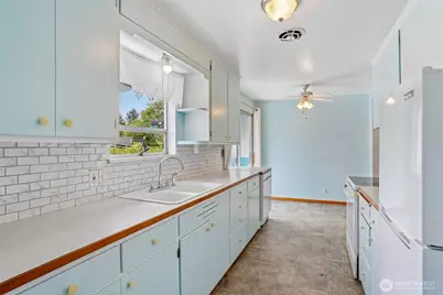 27821 SE 197th Street, Maple Valley, WA 98038 - Photo 6