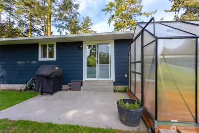 1986 Peacock Lane, Oak Harbor, WA 98277 - Photo 32