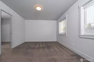 206 Oak St, Winlock, WA 98596 - Photo 6