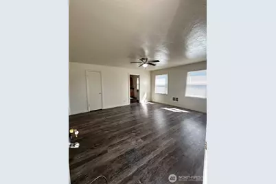 2914 Washington Way, Longview, WA 98632 - Photo 4