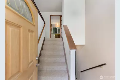 21627 9th Place W, Bothell, WA 98021 - Photo 2