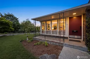 7904 39th Ave SW, Seattle, WA 98136 - Photo 2