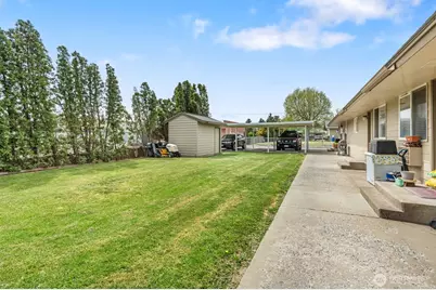1011 1013, 1015 S 48th Avenue, Yakima, WA 98908 - Photo 12