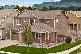 201 Grennan Ln N, Enumclaw, WA 98022 - Photo 1