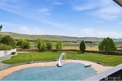 98303 E Ridgeview Drive, Kennewick, WA 99338 - Photo 18