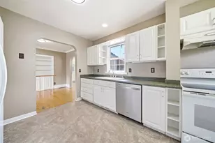 3083 Pine St, Longview, WA 98632 - Photo 12