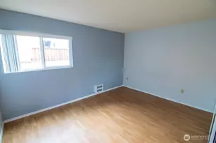 8800 20th Ave NE, Seattle, WA 98115 - Photo 8