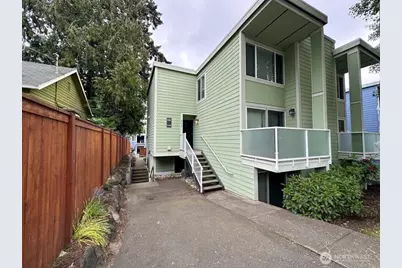 8800 20th Avenue NE #B108, Seattle, WA 98115 - Photo 12