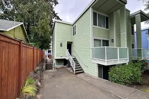 8800 20th Ave NE, Seattle, WA 98115 - Photo 12