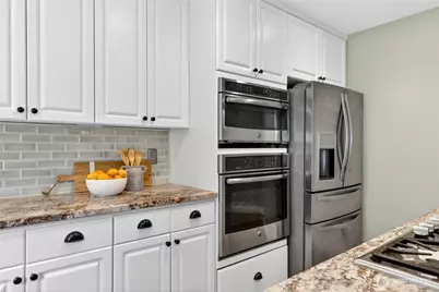 24861 NE 1st Place, Sammamish, WA 98074 - Photo 12