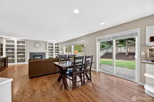 24861 NE 1st Pl, Sammamish, WA 98074 - Photo 14