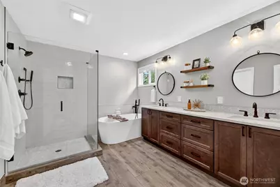 24861 NE 1st Place, Sammamish, WA 98074 - Photo 28