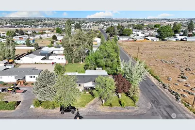 4379 Jackie Drive NE, Moses Lake, WA 98837 - Photo 2