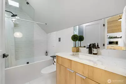 1608 N 50th Street, Seattle, WA 98103 - Photo 24