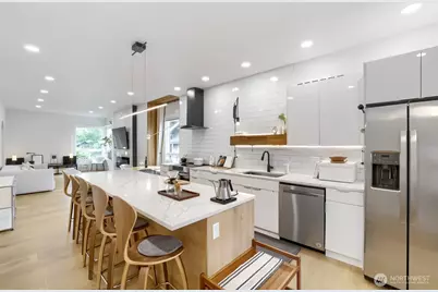 1608 N 50th Street, Seattle, WA 98103 - Photo 10