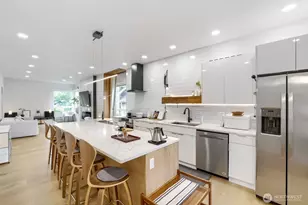 1608 N 50th St, Seattle, WA 98103 - Photo 10