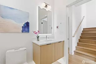 6223 9th Ave NE, Seattle, WA 98115 - Photo 16