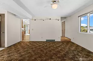 13021 SE 206th Pl, Kent, WA 98031 - Photo 18