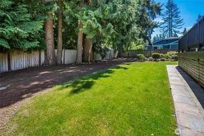 8920 240th Street SW, Edmonds, WA 98026 - Photo 30