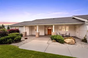 139 Rolling Hills Ln, Wenatchee, WA 98801 - Photo 1