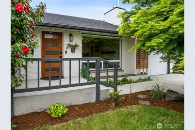 2314 Initial Avenue, Enumclaw, WA 98022 - Photo 2