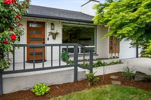 2314 Initial Ave, Enumclaw, WA 98022 - Photo 2