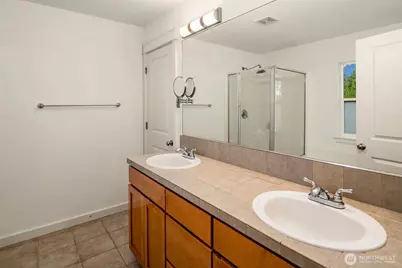 7601 39th Avenue S, Seattle, WA 98118 - Photo 22