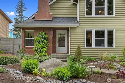 20111 Dayton Avenue N, Shoreline, WA 98133 - Photo 2