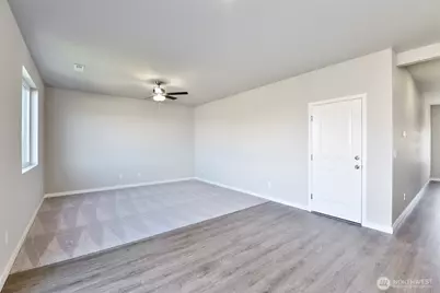 9729 Brown Street SE, Yelm, WA 98597 - Photo 6