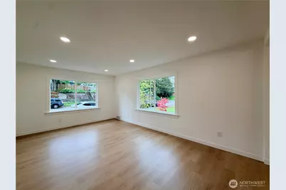 1944 S Ash Street, Tacoma, WA 98405 - Photo 8