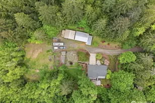 3858 Quiet Dr NW, Bremerton, WA 98312 - Photo 2