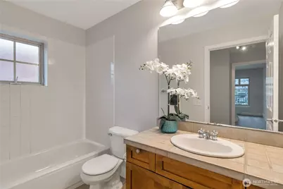 123 Queen Anne N #301, Seattle, WA 98109 - Photo 8