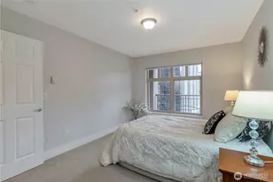 123 Queen Anne N, Seattle, WA 98109 - Photo 6