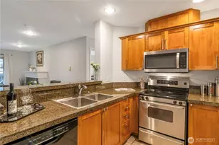 123 Queen Anne N, Seattle, WA 98109 - Photo 4
