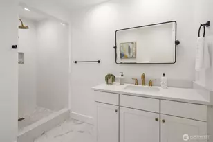1014 4th Ave N, Seattle, WA 98109 - Photo 16