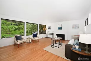 1529 NE 107th St, Seattle, WA 98125 - Photo 6