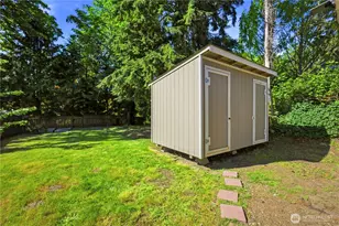 2327 NE 86th St, Seattle, WA 98115 - Photo 26