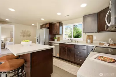 2327 NE 86th Street, Seattle, WA 98115 - Photo 8
