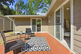 2327 NE 86th St, Seattle, WA 98115 - Photo 16
