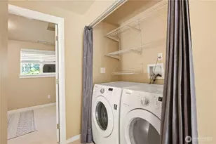 2327 NE 86th St, Seattle, WA 98115 - Photo 22