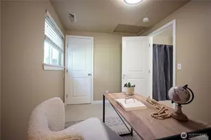 2327 NE 86th St, Seattle, WA 98115 - Photo 18