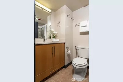 401 9th Avenue N #112, Seattle, WA 98109 - Photo 22