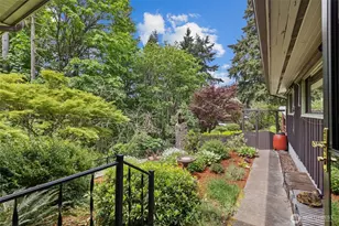 518 N 175th St, Shoreline, WA 98133 - Photo 12