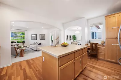 2055 Larchmount Drive NE, Issaquah, WA 98029 - Photo 14