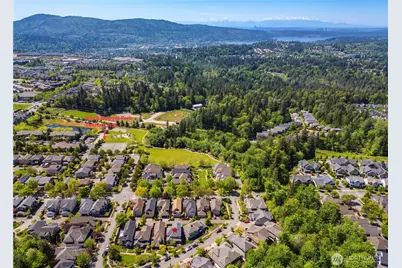 2055 Larchmount Drive NE, Issaquah, WA 98029 - Photo 32