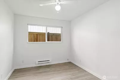 2215 Jackson Avenue, Everett, WA 98203 - Photo 6
