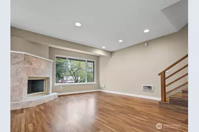 19203 40th Avenue W #A4, Lynnwood, WA 98036 - Photo 4