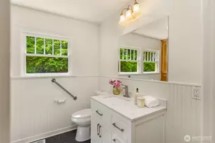 14864 Sivertson Rd NE, Bainbridge Island, WA 98110 - Photo 24
