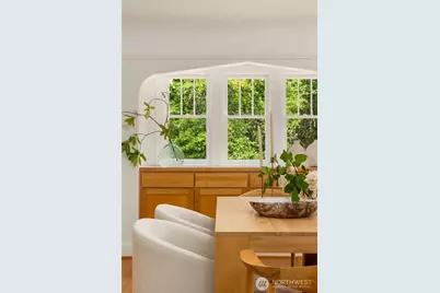 14864 Sivertson Road NE, Bainbridge Island, WA 98110 - Photo 12