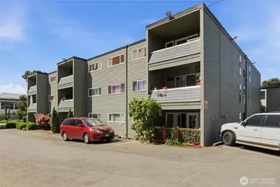236 S 152nd Street #303, Burien, WA 98148 - Photo 1